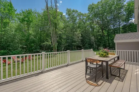 9 Whipple Lane Scarborough ME 04074