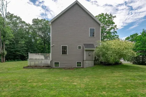 9 Whipple Lane Scarborough ME 04074