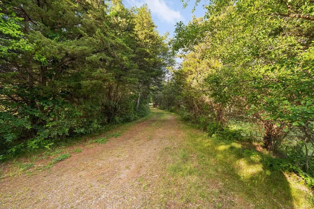22 Trafton Lane Kittery ME 03904
