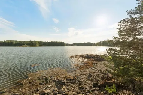 22 Trafton Lane Kittery ME 03904