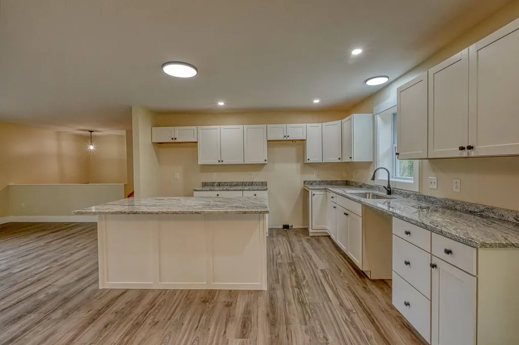 121 Pleasant View Ridge Road China ME 04358