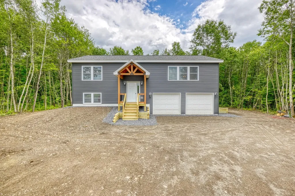 121 Pleasant View Ridge Road China ME 04358