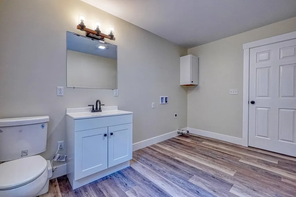 121 Pleasant View Ridge Road China ME 04358