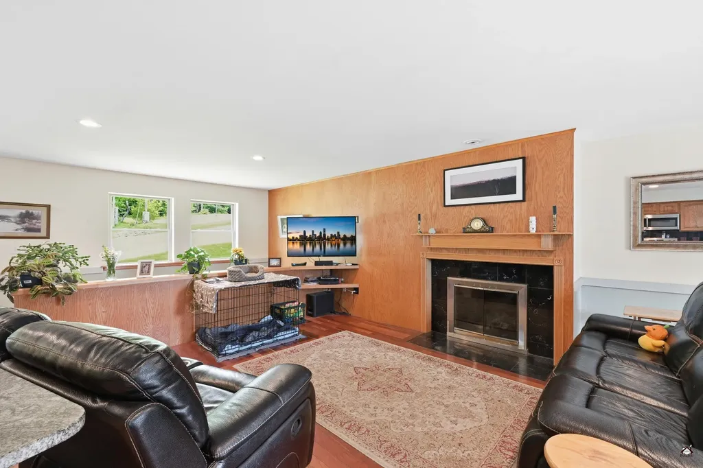 72 Cobble Hill Road Paris ME 04281