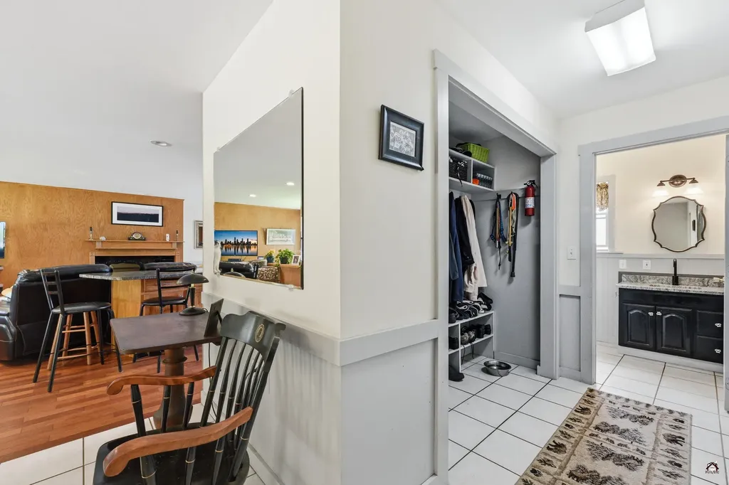72 Cobble Hill Road Paris ME 04281