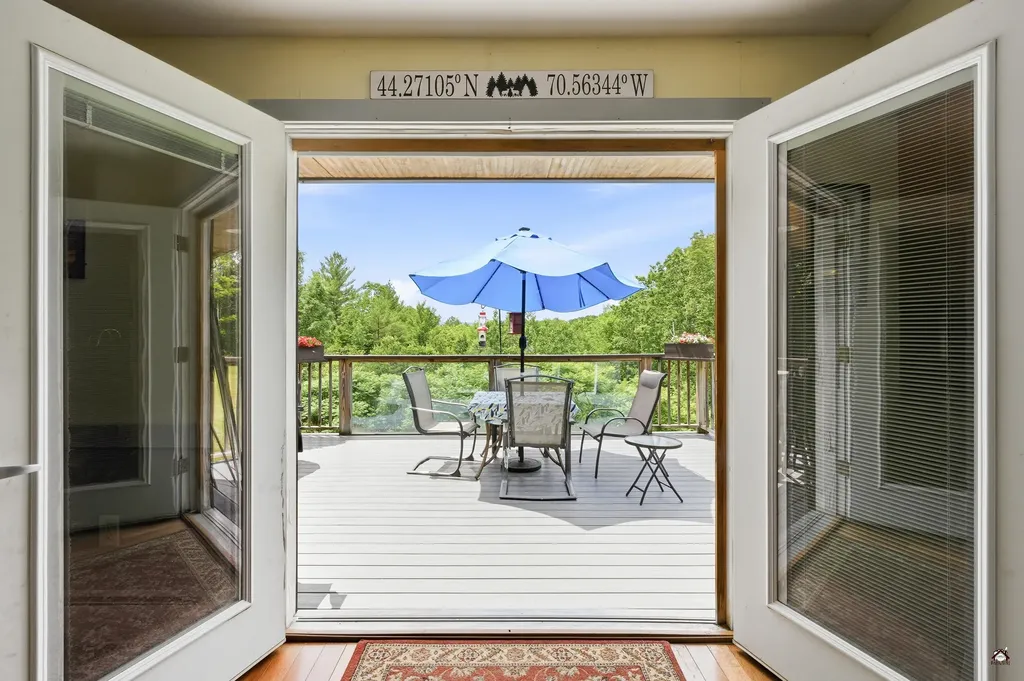 72 Cobble Hill Road Paris ME 04281