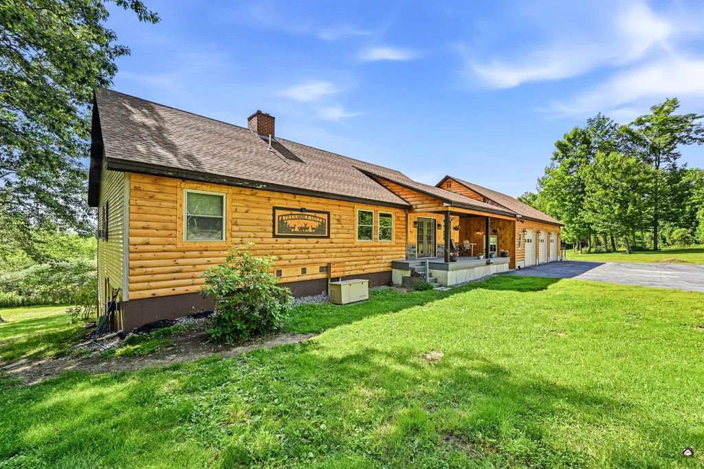72 Cobble Hill Road Paris ME 04281
