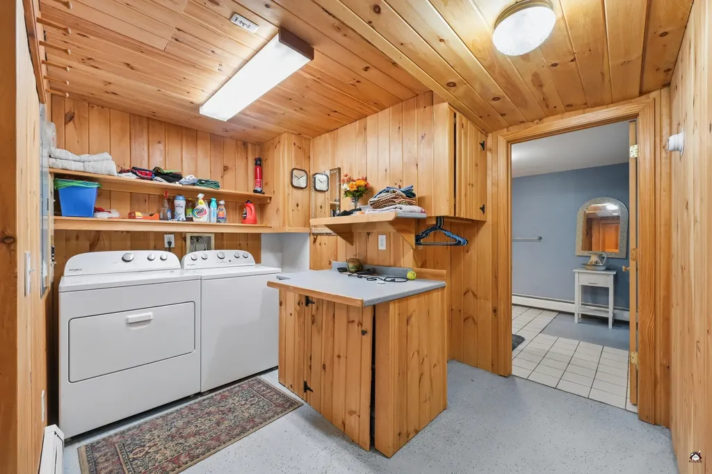 72 Cobble Hill Road Paris ME 04281