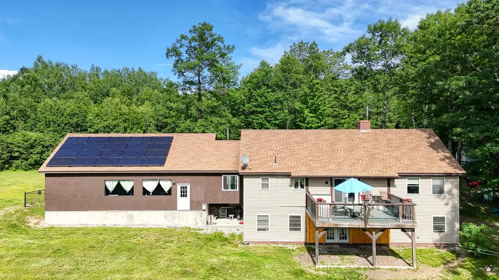 72 Cobble Hill Road Paris ME 04281