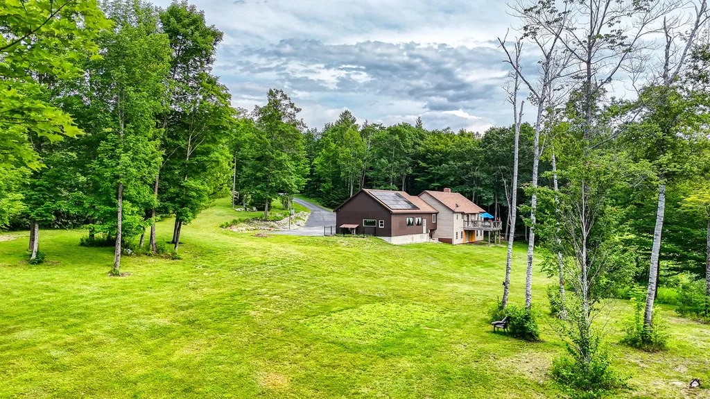 72 Cobble Hill Road Paris ME 04281