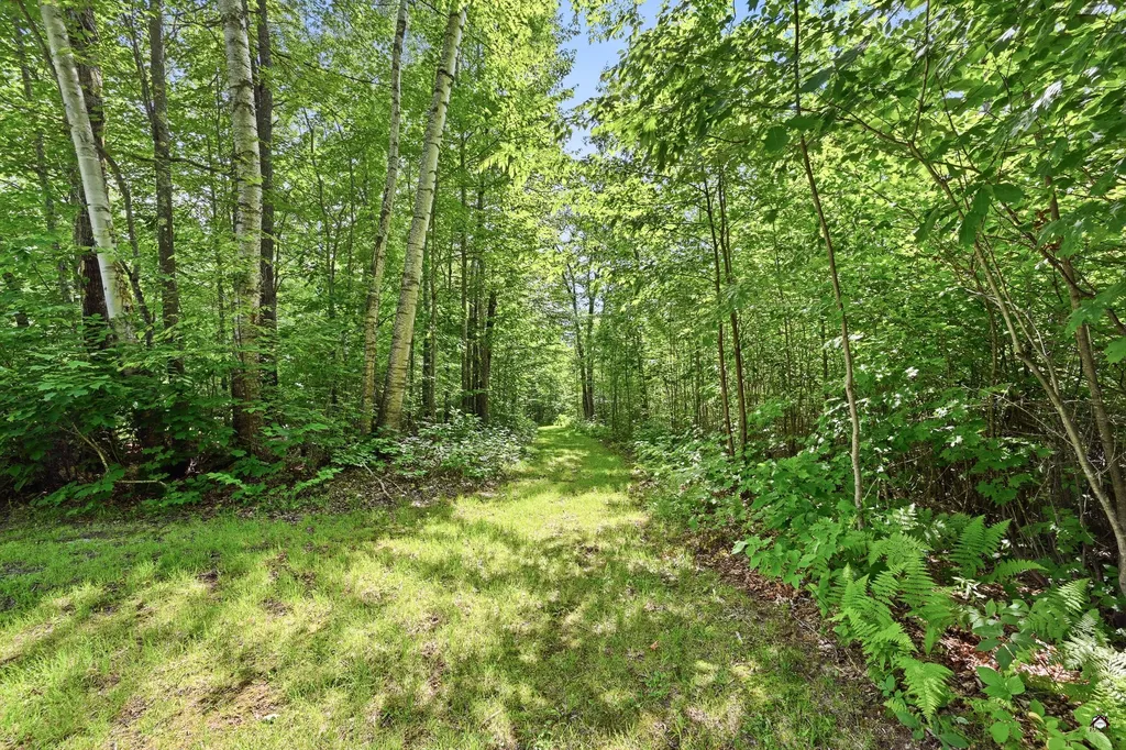 72 Cobble Hill Road Paris ME 04281