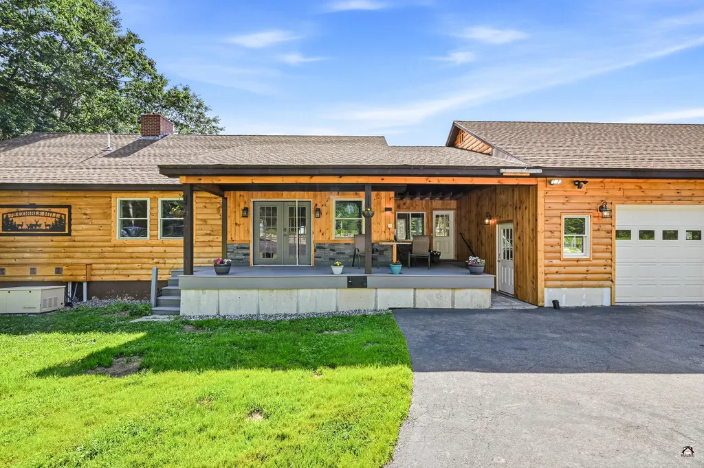 72 Cobble Hill Road Paris ME 04281