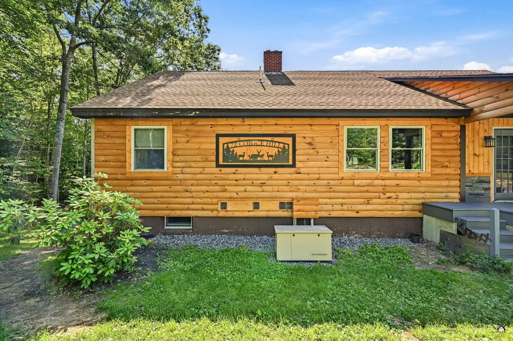 72 Cobble Hill Road Paris ME 04281
