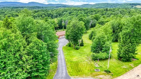 72 Cobble Hill Road Paris ME 04281
