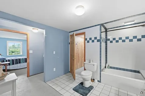 72 Cobble Hill Road Paris ME 04281