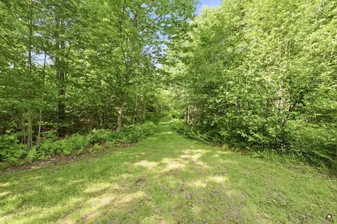 72 Cobble Hill Road Paris ME 04281