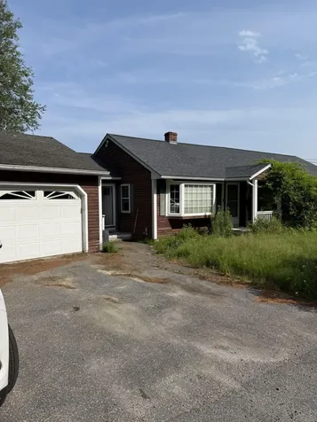 154 Raymond Road Brunswick ME 04011