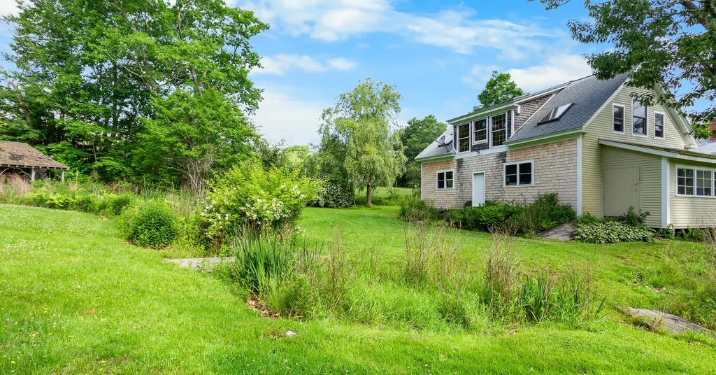 122 Coastal Road Brooksville ME 04617