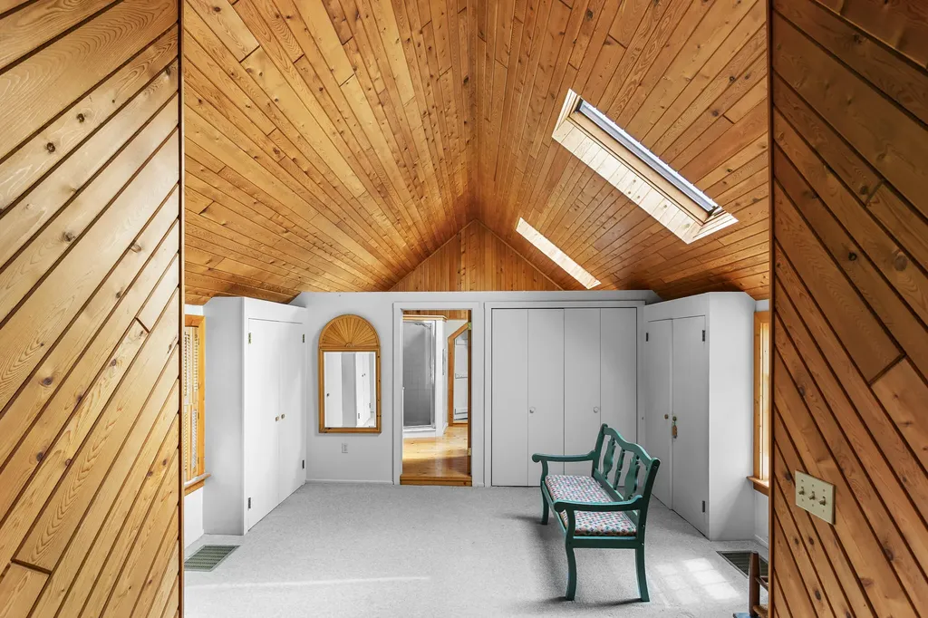 122 Coastal Road Brooksville ME 04617