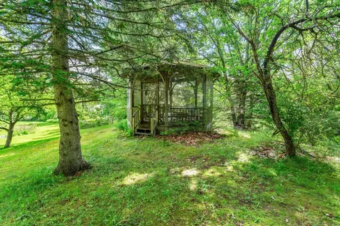 122 Coastal Road Brooksville ME 04617