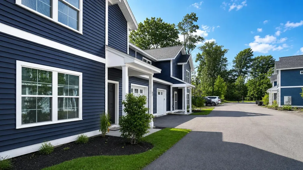 27 Fawn Woods Way Westbrook ME 04092