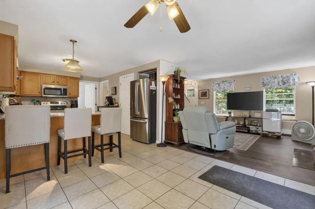 169 Grandview Drive Limerick ME 04048