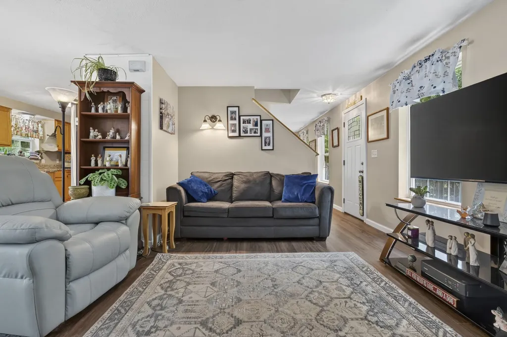 169 Grandview Drive Limerick ME 04048
