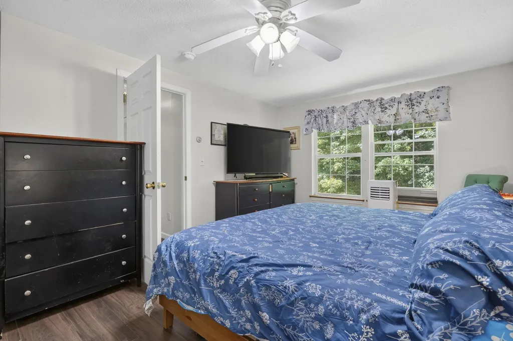 169 Grandview Drive Limerick ME 04048