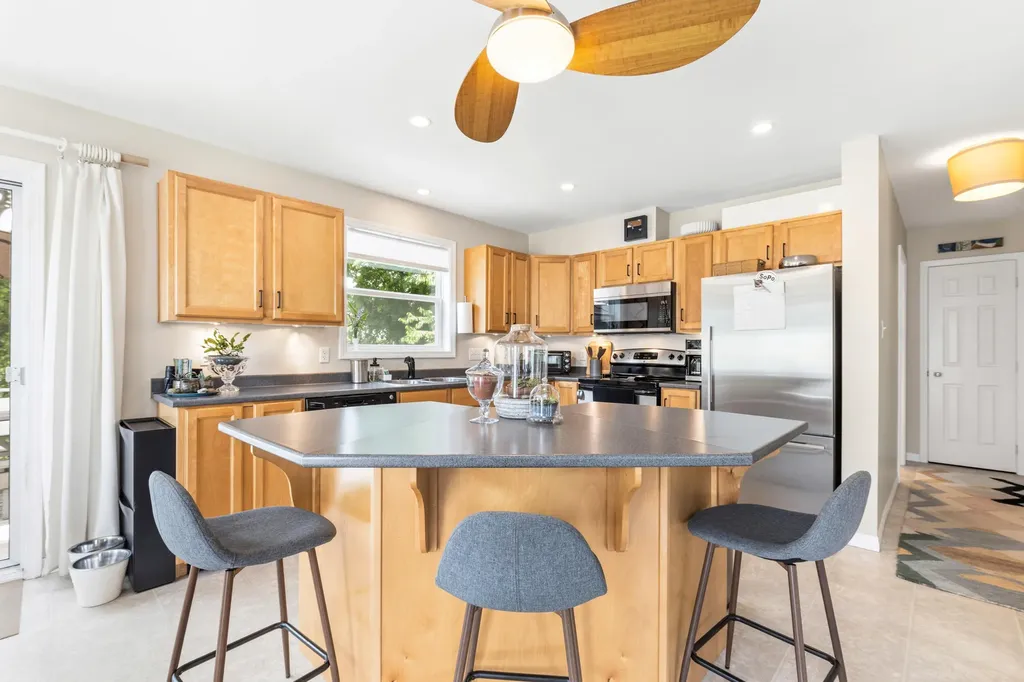 87 Sawyer Street South Portland ME 04106