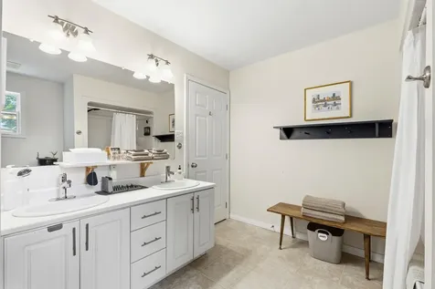 87 Sawyer Street South Portland ME 04106