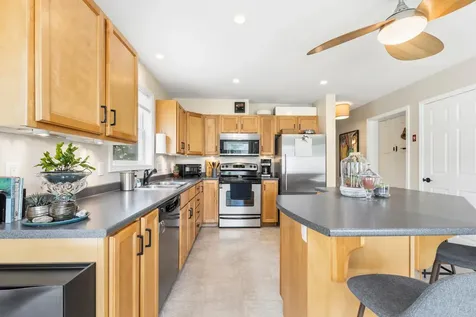 87 Sawyer Street South Portland ME 04106