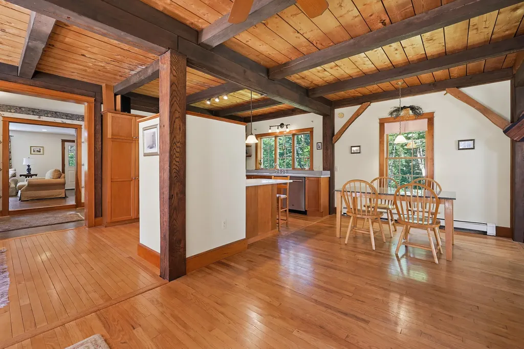 339 Fowler Road Cape Elizabeth ME 04107