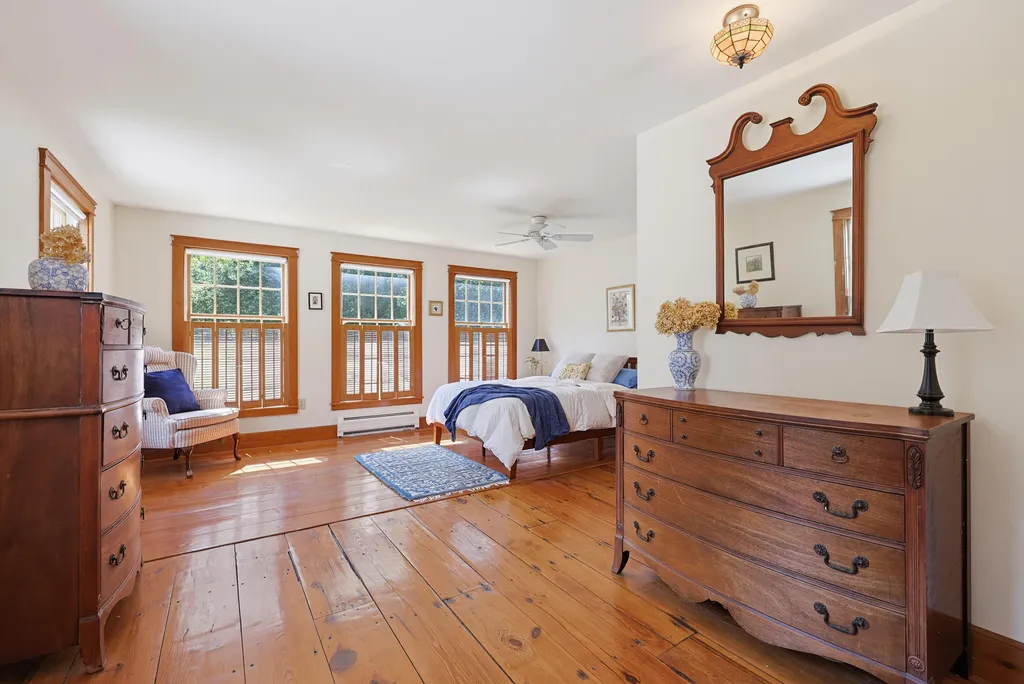 339 Fowler Road Cape Elizabeth ME 04107