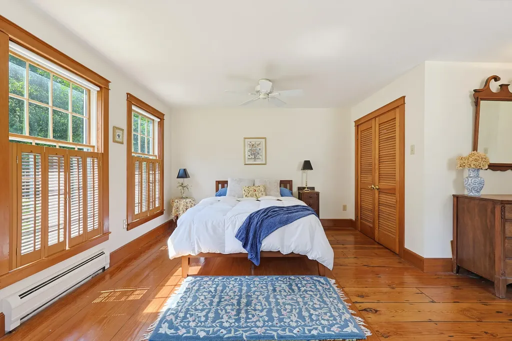 339 Fowler Road Cape Elizabeth ME 04107