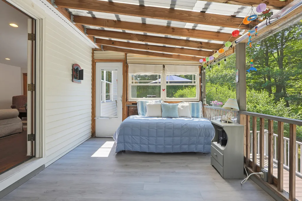 339 Fowler Road Cape Elizabeth ME 04107