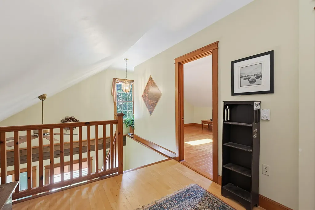339 Fowler Road Cape Elizabeth ME 04107