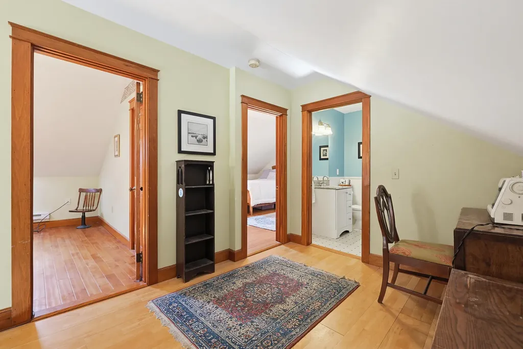 339 Fowler Road Cape Elizabeth ME 04107