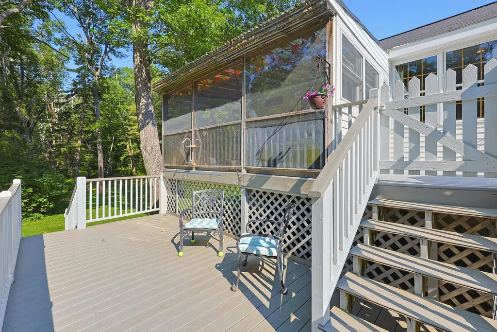 339 Fowler Road Cape Elizabeth ME 04107
