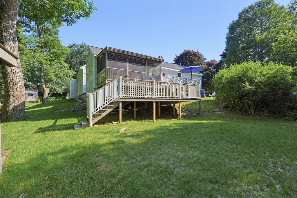339 Fowler Road Cape Elizabeth ME 04107