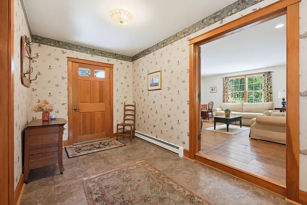 339 Fowler Road Cape Elizabeth ME 04107