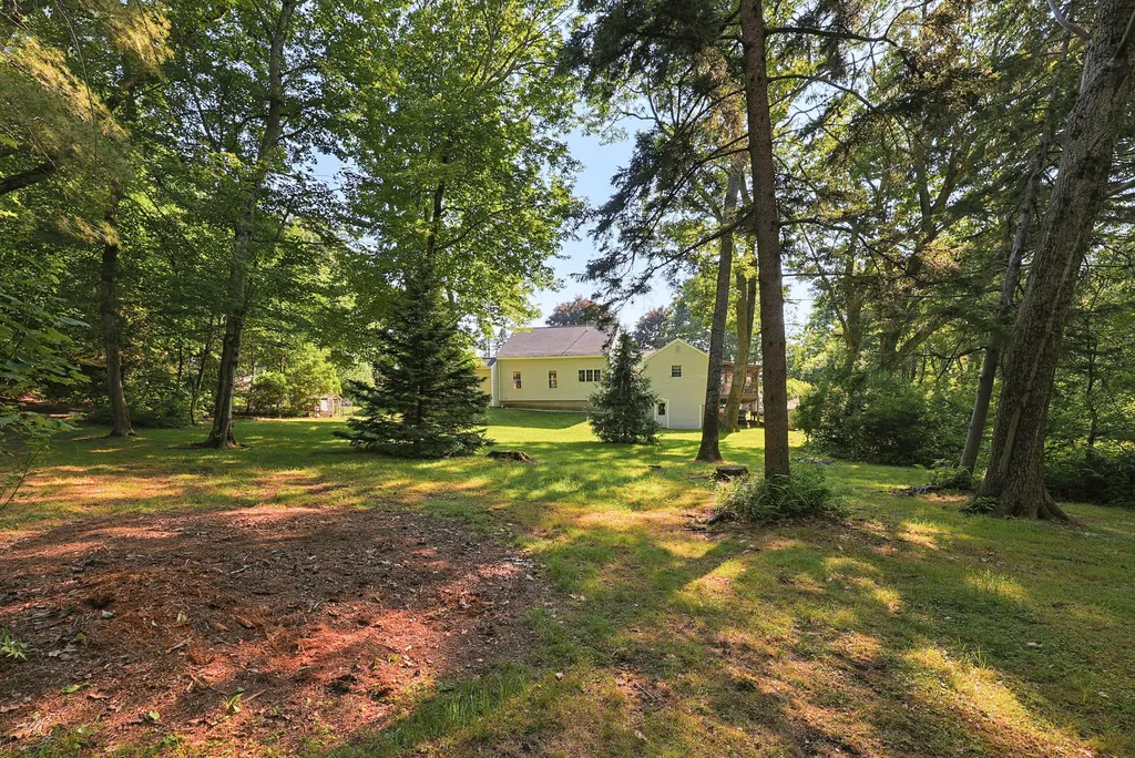 339 Fowler Road Cape Elizabeth ME 04107