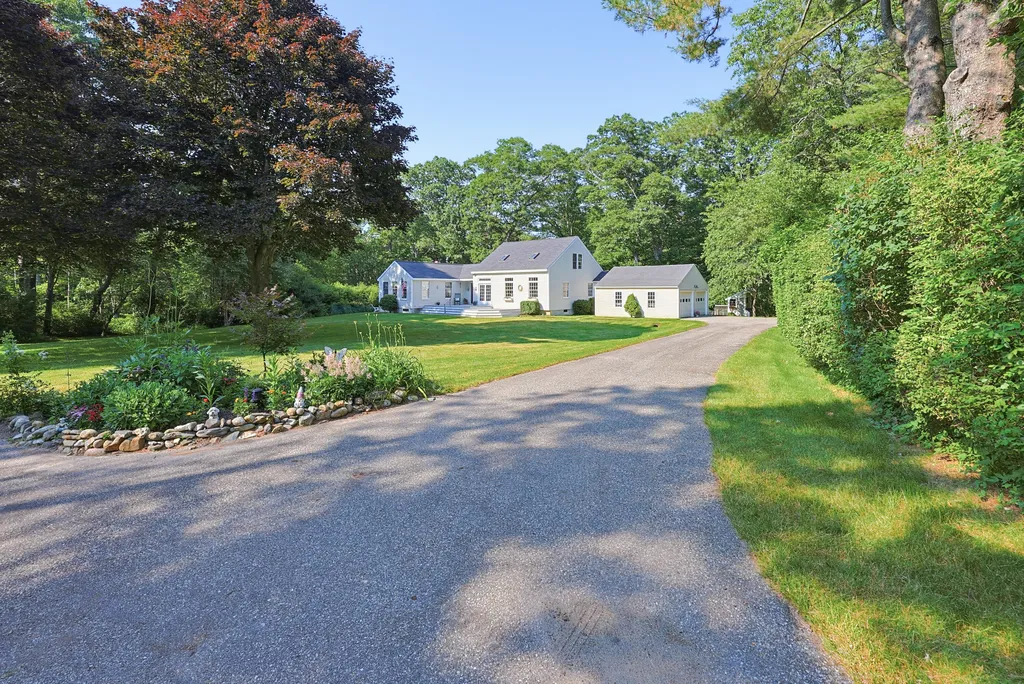 339 Fowler Road Cape Elizabeth ME 04107
