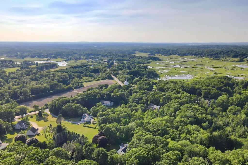 339 Fowler Road Cape Elizabeth ME 04107