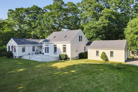 339 Fowler Road Cape Elizabeth ME 04107