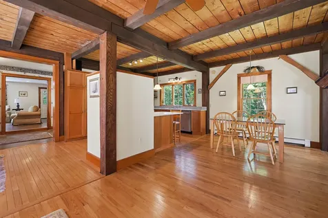 339 Fowler Road Cape Elizabeth ME 04107