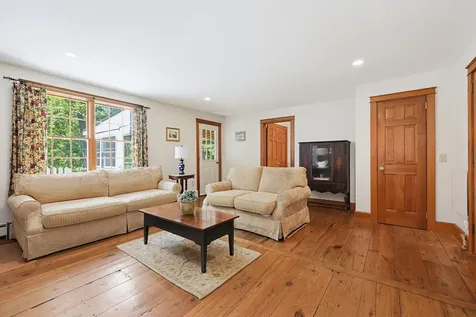339 Fowler Road Cape Elizabeth ME 04107
