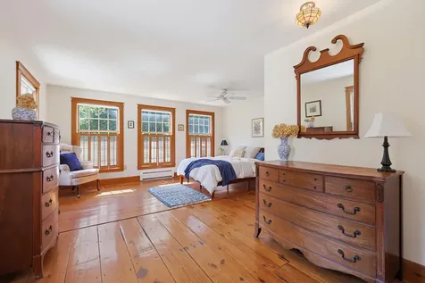 339 Fowler Road Cape Elizabeth ME 04107