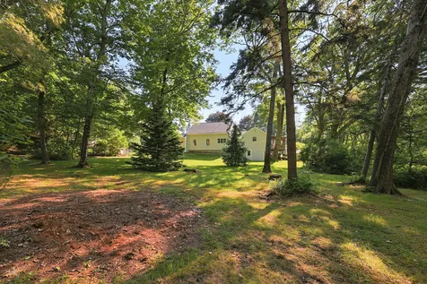 339 Fowler Road Cape Elizabeth ME 04107