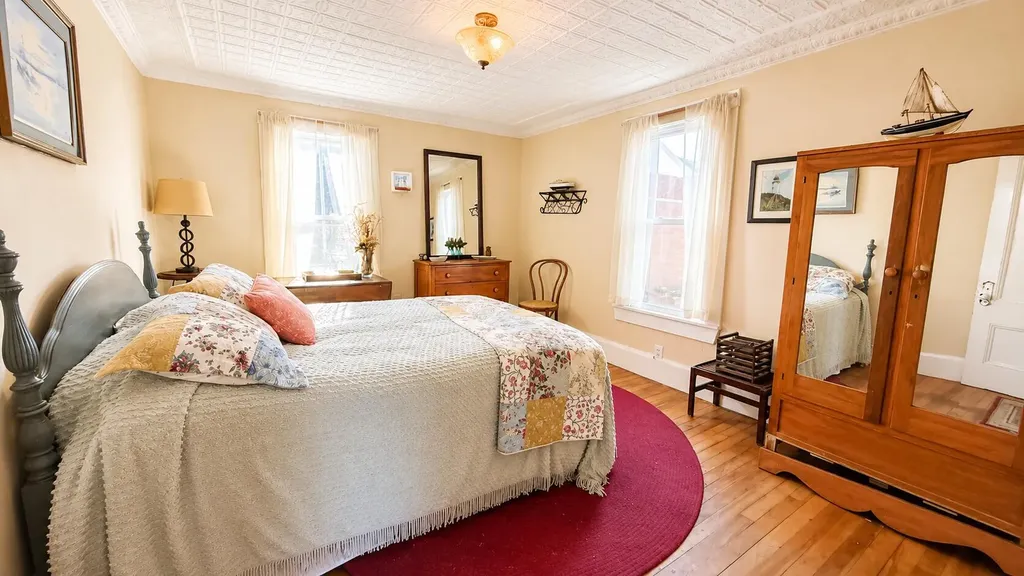 24 Water Street Lubec ME 04652