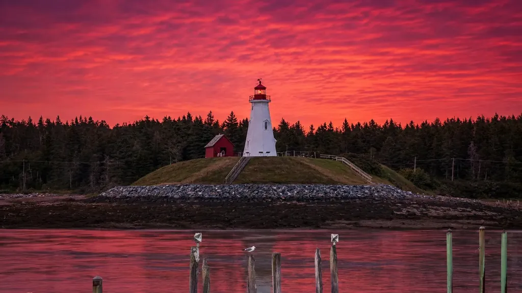 24 Water Street Lubec ME 04652